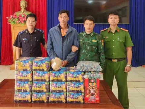 Quảng Nam thu giữ gần 25kg pháo lậu qua cửa khẩu quốc tế Nam Giang