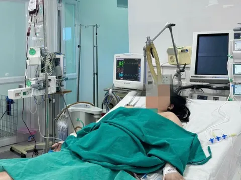 Cấp cứu kịp thời, bảo toàn tính mạng cho mẹ con sản phụ nguy kịch vì mắc sốt xuất huyết