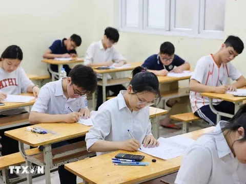 Xem xét quy định thời gian công bố phương án thi tuyển sinh lớp 10 sớm