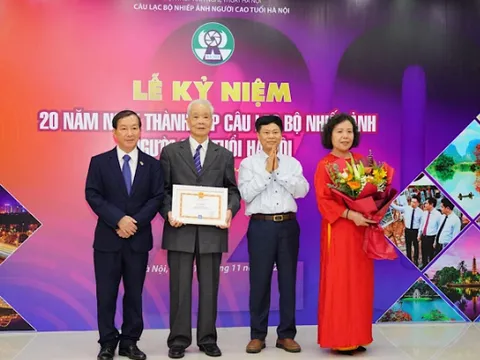 Câu lạc bộ Nhiếp ảnh Người cao tuổi Hà Nội - 20 năm, một chặng đường