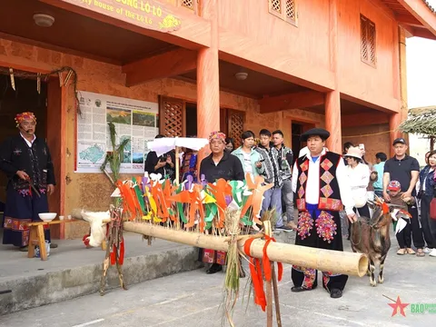 Đậm đà bản sắc văn hóa Lô Lô ở Hà Giang