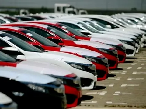 Lượng ô tô nhập khẩu trong nửa đầu tháng 11 tăng mạnh