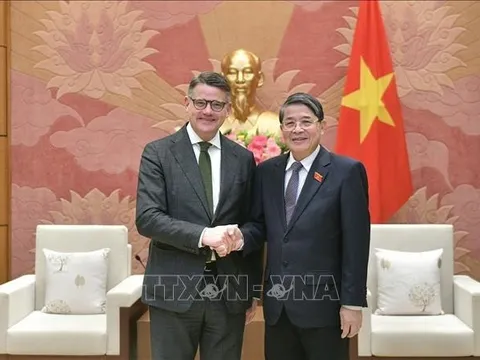 Phó chủ tịch Quốc hội Nguyễn Đức Hải tiếp Thủ hiến bang Hessen, Đức