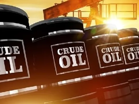 Giá xăng dầu hôm nay (2-12): Đảo chiều, tăng nhẹ