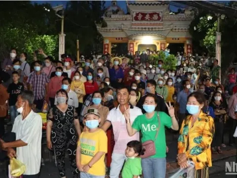 Đệ trình UNESCO ghi danh Lễ hội Vía Bà Chúa Xứ núi Sam là Di sản thế giới