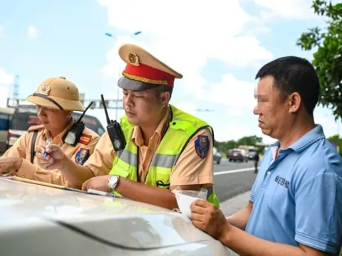 Cao điểm bảo đảm trật tự, an toàn giao thông, trật tự xã hội dịp Tết Nguyên đán Ất Tỵ
