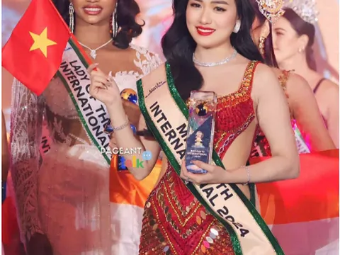 Vũ Thị Hoa giành ngôi vị Hoa hậu Mrs Earth International 2024