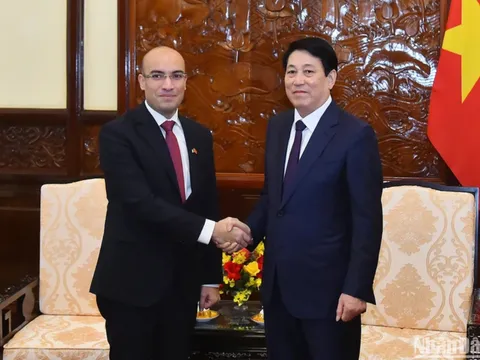 Chủ tịch nước Lương Cường tiếp Đại sứ Algeria tại Việt Nam đến chào từ biệt