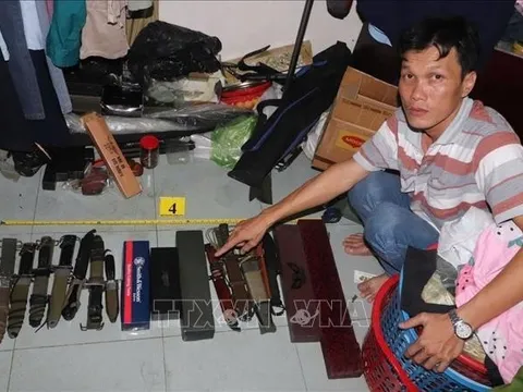 Thành phố Hồ Chí Minh: Triệt phá đường dây buôn bán vũ khí quân dụng trên mạng