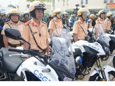 Cảnh sát Giao thông Thành phố Hồ Chí Minh ra quân bảo đảm trật tự dịp cuối năm