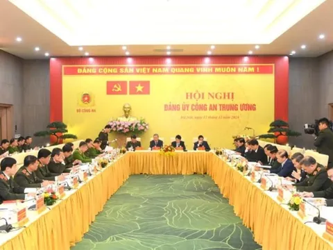 Dành toàn tâm, toàn lực, bảo vệ tuyệt đối an ninh, an toàn Đại hội Đảng toàn quốc lần thứ XIV