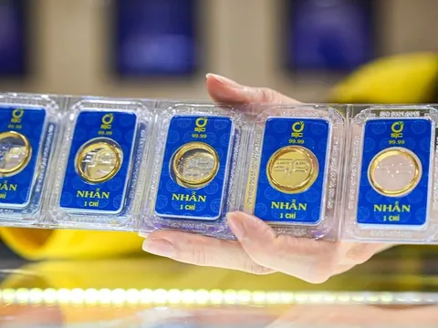Giá vàng hôm nay (19-12): Giảm gần 2 triệu đồng