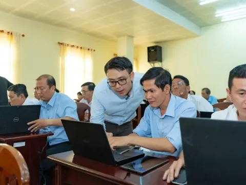 Hơn 1.400 giáo viên tham dự chương trình tập huấn AI