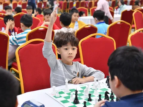 Gần 2.000 kỳ thủ nhí tranh tài Giải Cờ vua Báo Thiếu niên Tiền phong và Nhi đồng