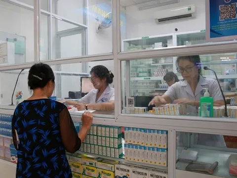 Sở Y tế Hà Nội: Công bố 143 điểm trực bán lẻ thuốc phục vụ người dân trong dịp Tết năm 2025
