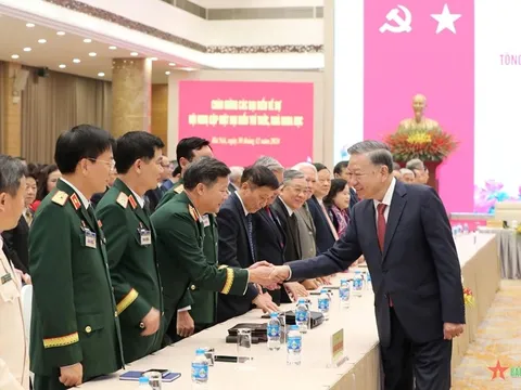 Tổng Bí thư Tô Lâm gặp mặt đại biểu trí thức, nhà khoa học
