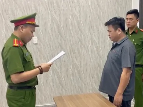 Khởi tố đối tượng lừa đảo chiếm đoạt tài sản