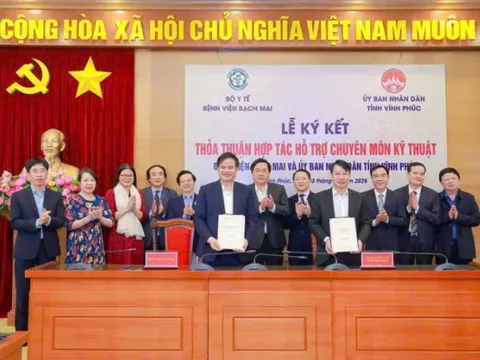 Tỉnh Vĩnh Phúc và Bệnh viện Bạch Mai ký hợp tác hỗ trợ chuyên môn kỹ thuật