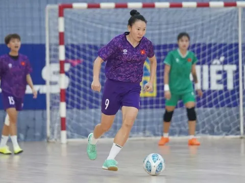 14 tuyển thủ futsal nữ Việt Nam tham dự vòng loại châu Á 2025