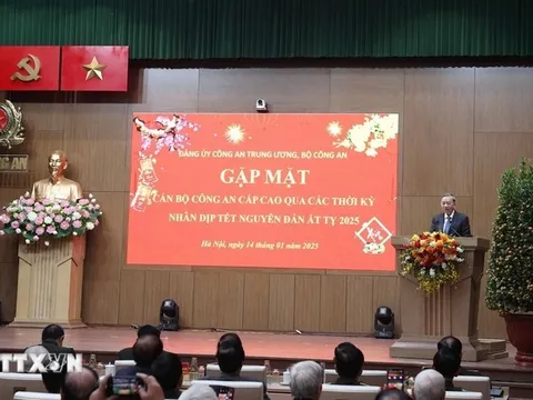 Tổng Bí thư Tô Lâm gặp mặt cán bộ công an cấp cao qua các thời kỳ