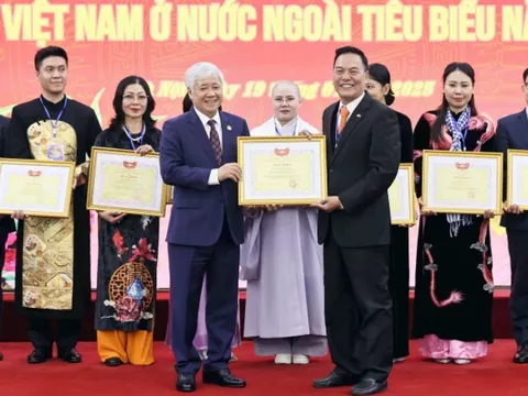 Vinh danh các tập thể, cá nhân kiều bào Việt Nam tiêu biểu năm 2024