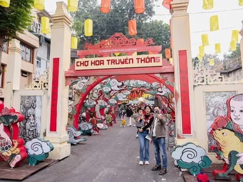 Không gian trải nghiệm Tết truyền thống tại phố Phùng Hưng