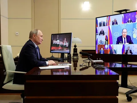 Tổng thống Putin tuyên bố sẵn sàng đối thoại với chính quyền mới của Mỹ về xung đột ở Ukraine