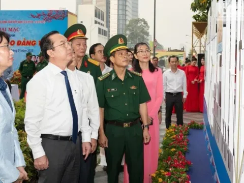 Khai mạc triển lãm ảnh 95 năm tự hào Đảng ta
