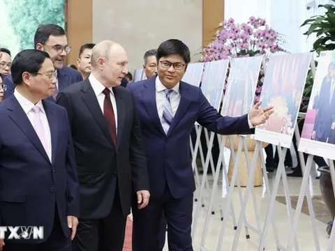 Trao đổi Thư mừng nhân dịp kỷ niệm 75 năm Ngày thiết lập quan hệ ngoại giao Việt Nam - Liên bang Nga