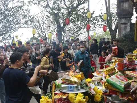 Hà Tĩnh khai hội chùa Hương Tích