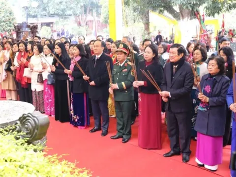 Khai mạc Lễ hội đền Hai Bà Trưng năm 2025