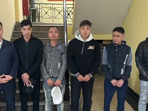 Tạm giữ hình sự nhóm tạt axit đánh ghen thuê với giá 200 triệu đồng