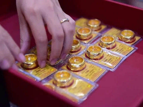 Giá vàng hôm nay (11-3): Giảm mạnh