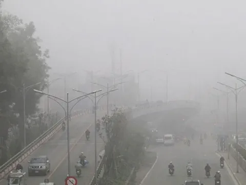 Thời tiết hôm nay (14-3): Gió mùa Đông Bắc tràn về, Hà Nội mưa nhỏ