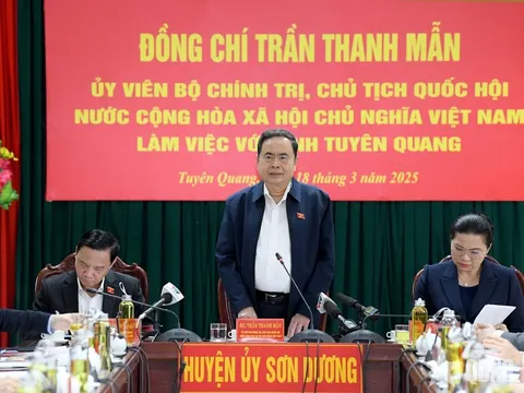 Chủ tịch Quốc hội Trần Thanh Mẫn làm việc với Ban Thường vụ Tỉnh ủy Tuyên Quang
