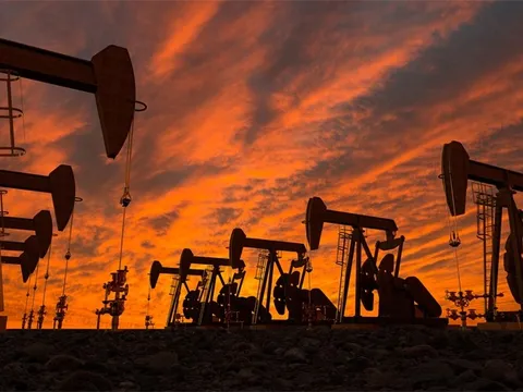 Giá xăng dầu hôm nay (26-3): Dầu Brent và WTI cùng tiến