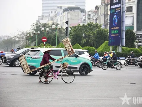 Hà Nội: Tăng cường xử lý các trường hợp xe chở cồng kềnh, quá tải