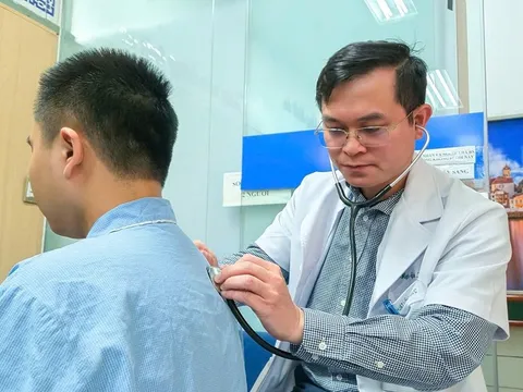 Hồi sinh lá phổi xẹp do di chứng của bệnh lao phổi