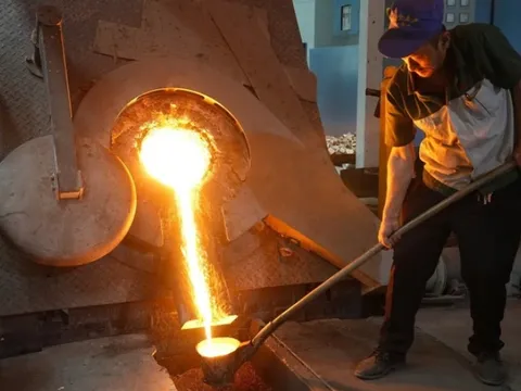 Dòng tiền tìm trở lại nhóm kim loại quý trong bối cảnh những lo ngại về chính sách thuế mới của Mỹ
