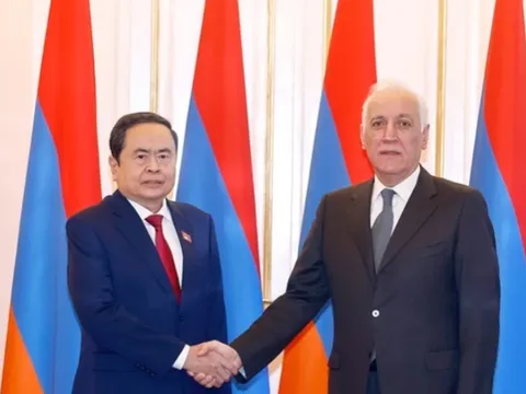 Chủ tịch Quốc hội Trần Thanh Mẫn hội kiến Tổng thống Armenia Vahagn Khachaturyan