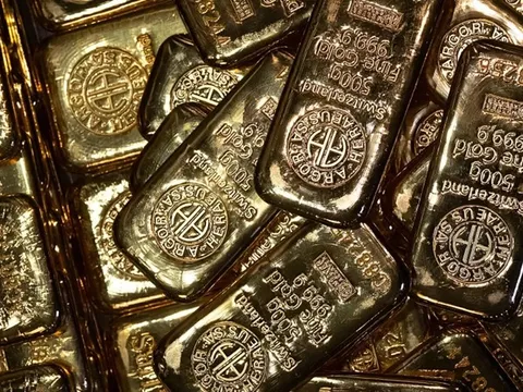 Giá vàng hôm nay (11-4): Tiếp đà tăng “phi mã”