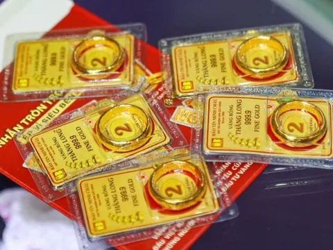 Giá vàng chiều nay (16-4): Giá vàng trong nước lập đỉnh mới 111 triệu đồng/lượng