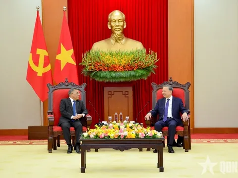 Tổng Bí thư Tô Lâm tiếp Đại sứ Philippines