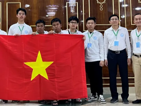Học sinh Việt Nam đoạt 6 Huy chương Vàng Olympic Giao lưu Toán học Turkmenistan