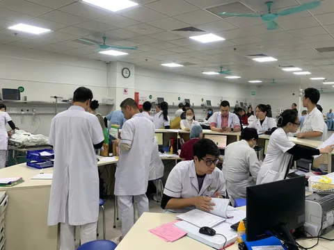 Hà Nội bảo đảm công tác khám, chữa bệnh, cấp cứu dịp nghỉ lễ 30-4 và 1-5