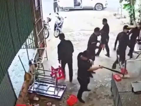 Truy bắt các đối tượng đập phá tài sản, tạt sơn vào nhà và có hành vi đe dọa người dân ở Đắk Lắk