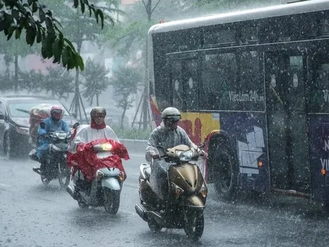 Thời tiết hôm nay (3-6): Miền Bắc mưa dông