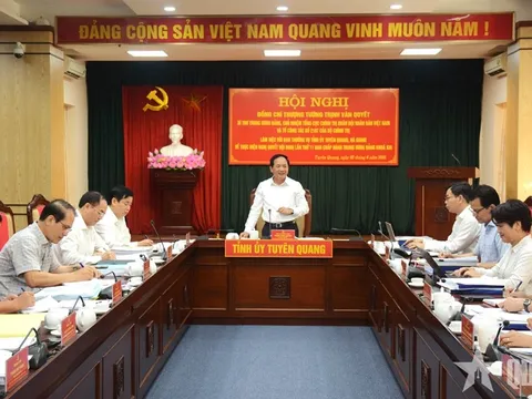 Thượng tướng Trịnh Văn Quyết chủ trì làm việc với Ban Thường vụ Tỉnh ủy Tuyên Quang và Hà Giang