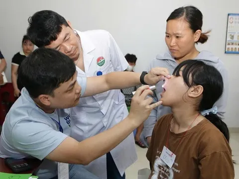 Gần 60 trẻ được khám, phẫu thuật khe hở môi-vòm miệng miễn phí