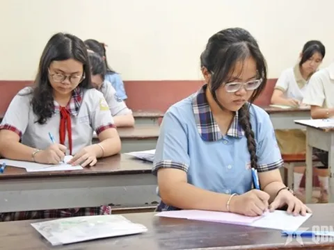 Hơn 76.000 thí sinh tại TP Hồ Chí Minh bước vào kỳ thi tuyển sinh lớp 10